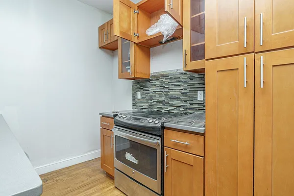 Rented by MySpaceNYC | media 7