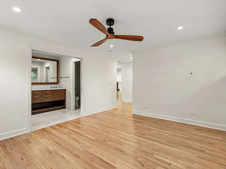 905 S Harrison St — Photo 6