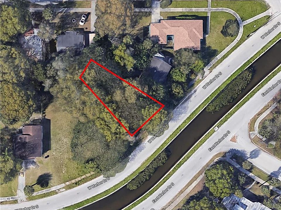 1st image of W Harbor Dr S