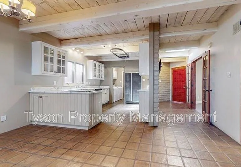 6208 Sabre Ct NW — Photo 18