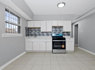 7900 S Paxton Ave APT 3F, Chicago, IL 60617