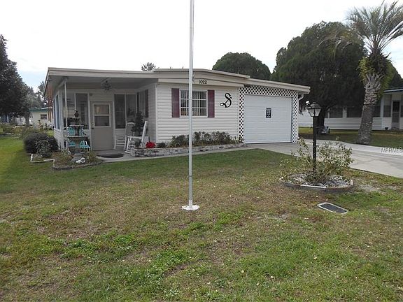 2nd image of 1022 Nell Way