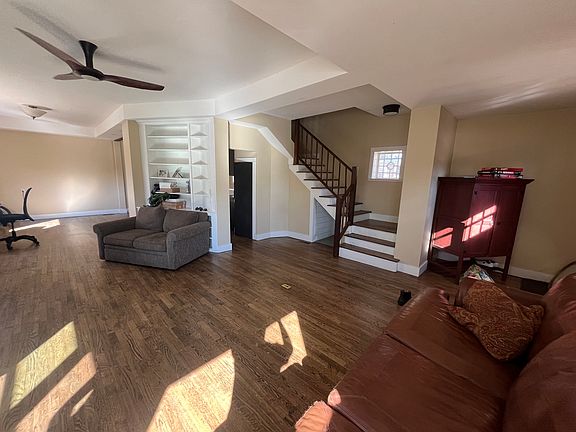 4th image of 258 Hill St