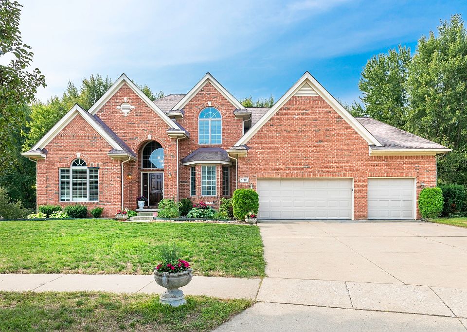 1st image of 5086 Abingdon Cir