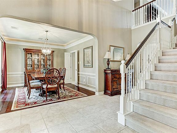 3rd image of 7930 Chianti Ct