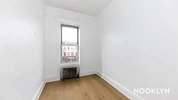Rented by Nooklyn NYC LLC | media 4