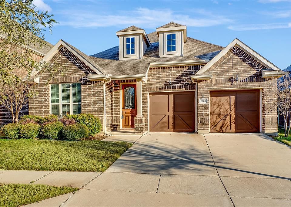 1st image of 6809 Oriole Ln