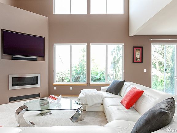 4th image of 16907 134th Avenue Ct E