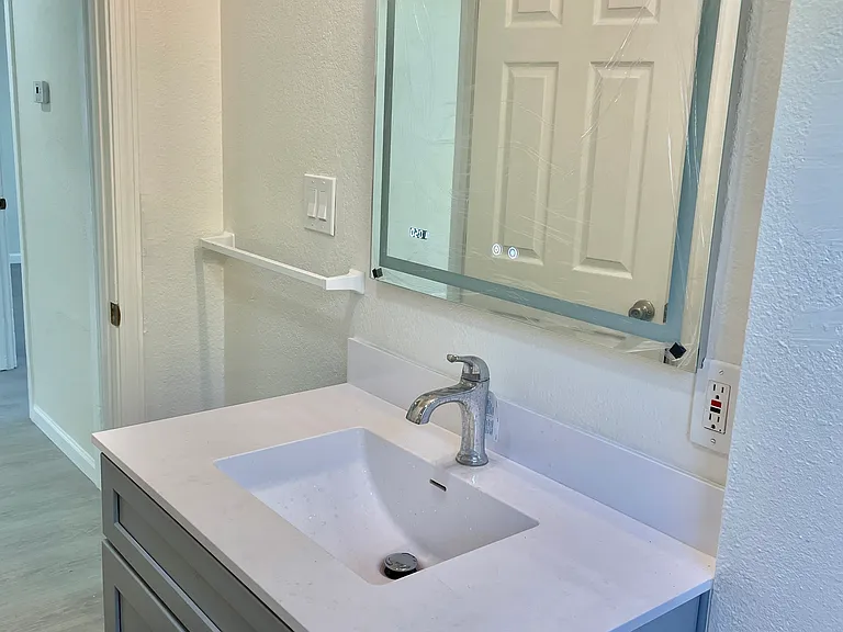 21421 Rizzo Ave — Photo 19