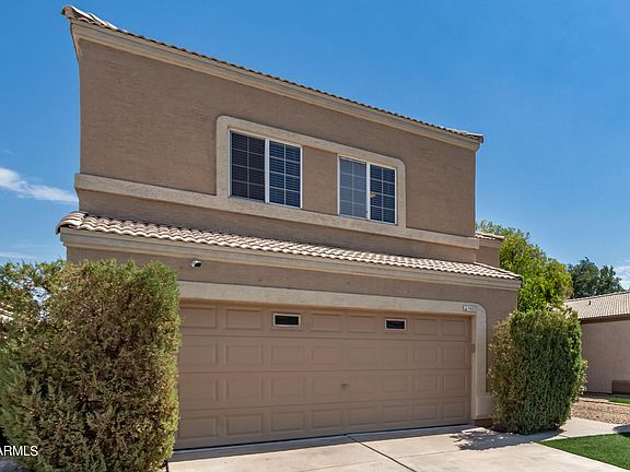 3rd image of 1403 E BEACON Drive