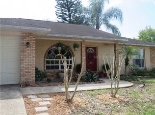 211 W Center St, Minneola, FL 34715