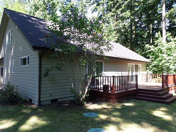 4th image of 371 Pinecrest Dr