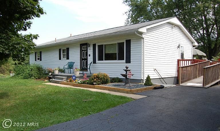 1st image of 303 Timothy Dr