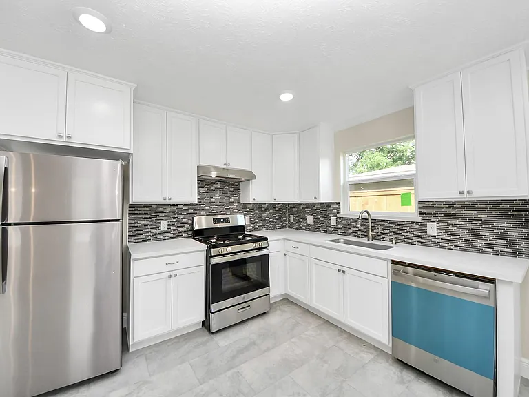 7066 Villa Dr #A — Photo 12