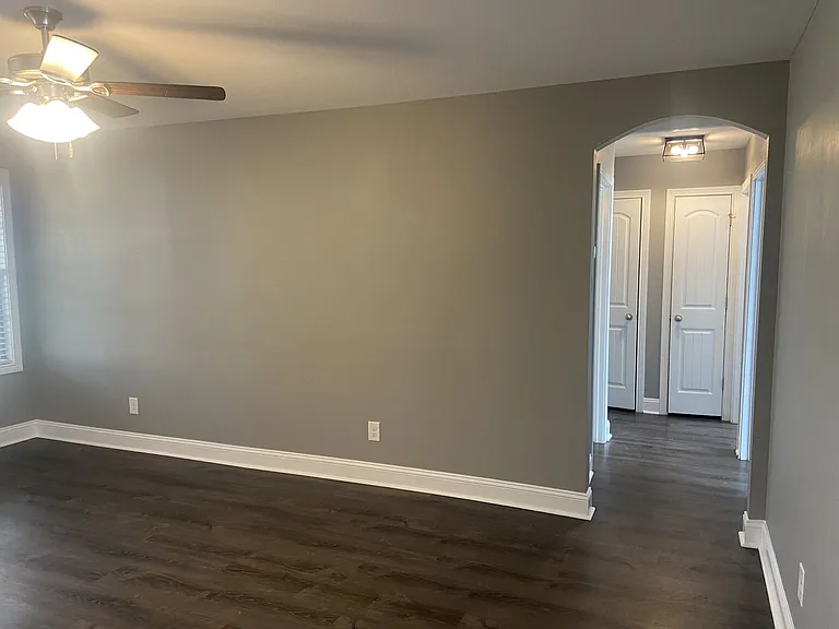 737 Inver Ln — Photo 2