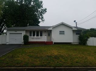 47 Voorhis Dr, Brentwood, NY 11717