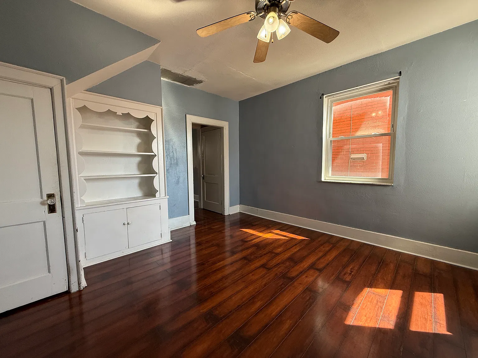1325 Wisconsin Ave — Photo 4