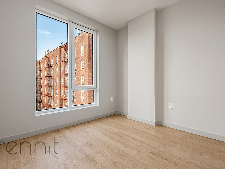 2809 Clarendon Rd #501 — Photo 13