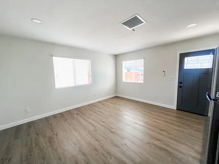1440 Gundry Ave #A — Photo 16