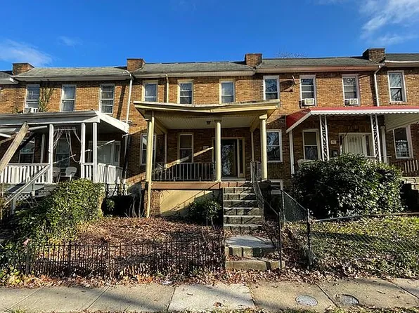 715 N Rosedale St, Baltimore, MD 21216