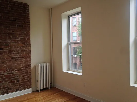 Rented by Bohemia Realty Group | media 32