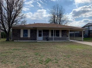 701 K St, Barling, AR 72923