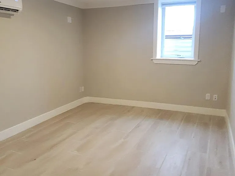 1584 Meade St — Photo 5