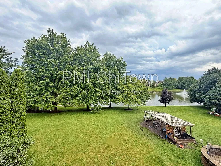 2050 Rockland Dr — Photo 31