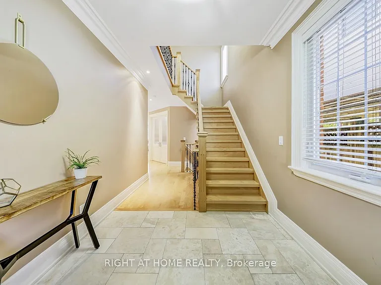 3 Westrose Ave — Photo 9