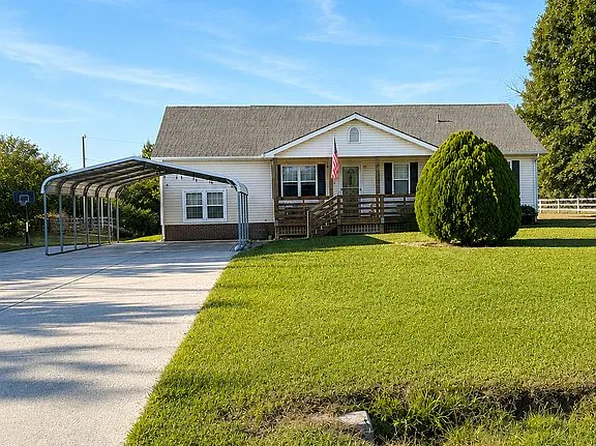 100 Carolina Rd, Moyock, NC 27958