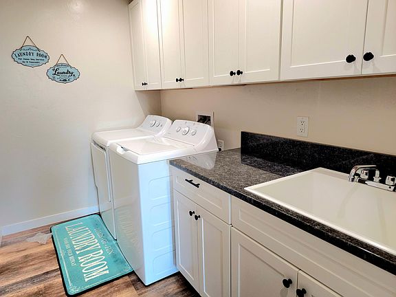 3rd image of 424 Winding Creek Cir #424