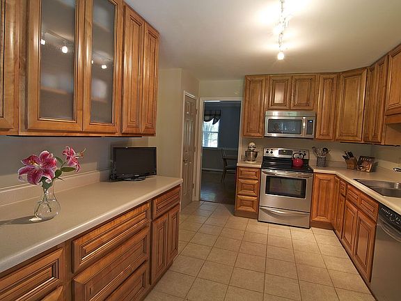 Lovely Remodeled kitchen 