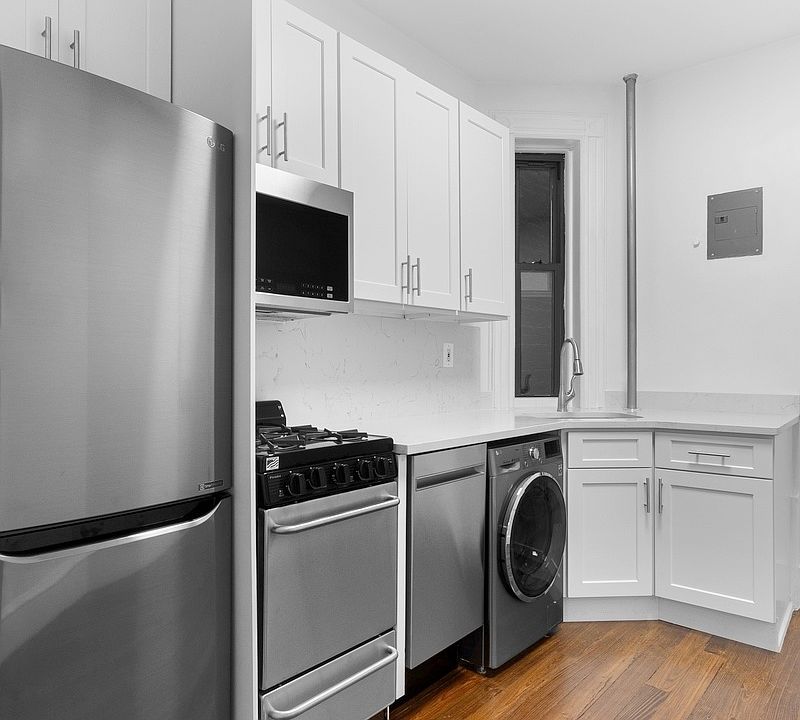 1st image of 506 E 84th St APT 3