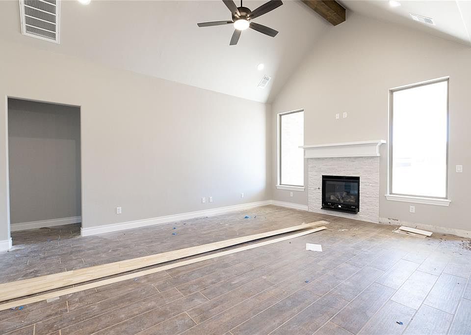 1st image of 9212 Poppey Pl