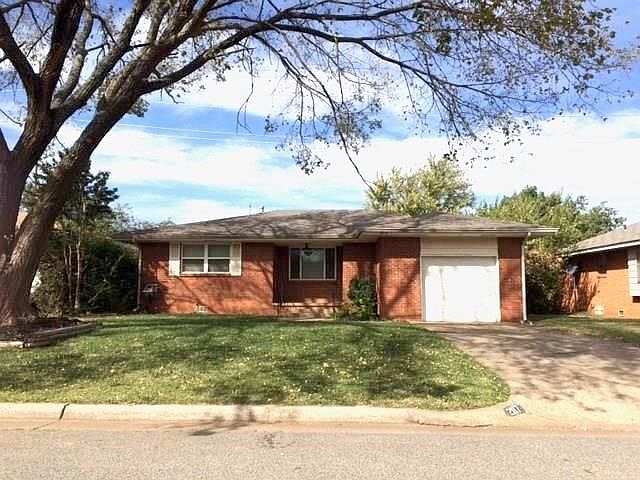 1st image of 2117 Henderson Dr