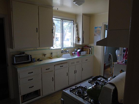 5th image of 227-229 A St