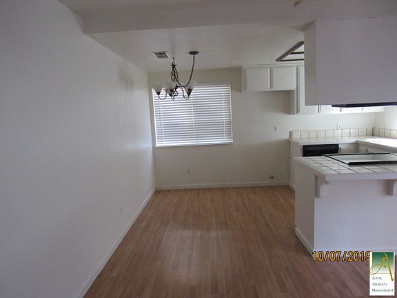 3rd image of 8649 Prairiewoods Dr