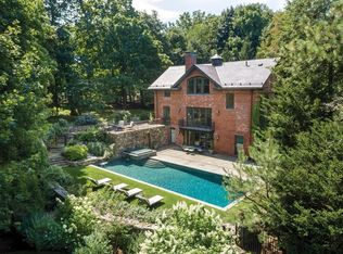 190 Warren St, Brookline, MA 02445