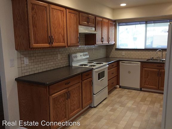 4th image of 397 Park Hill Dr