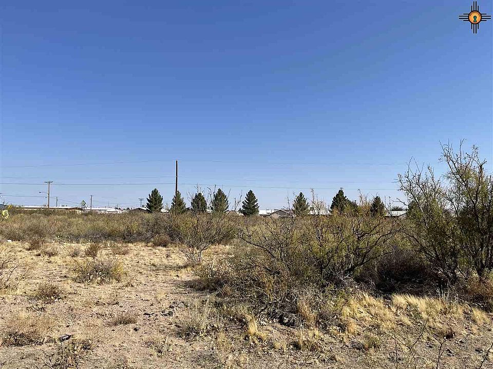 2nd image of 2 N Platinum Ave