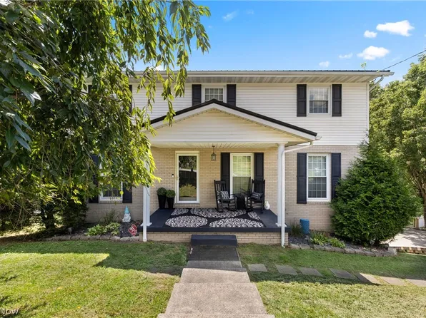 209 Spring Park Ave, Saint Clairsville, OH 43950