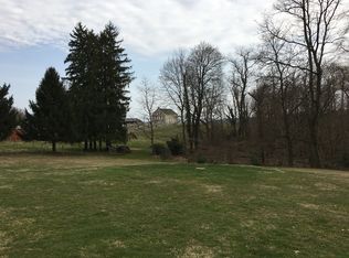 57 W Boehms Rd, Willow Street, PA 17584