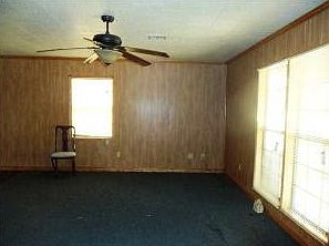 4th image of 114 Henry Dr