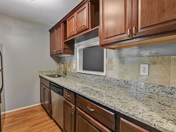 4th image of 11711 S Briar Patch Dr