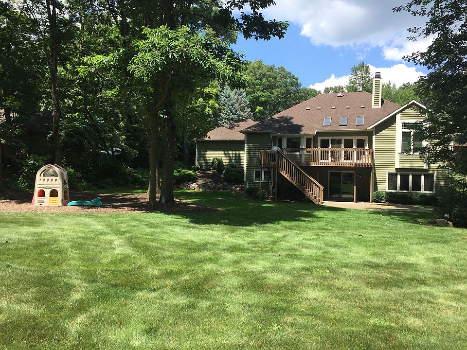 2nd image of 6320 Lehigh Ct SE