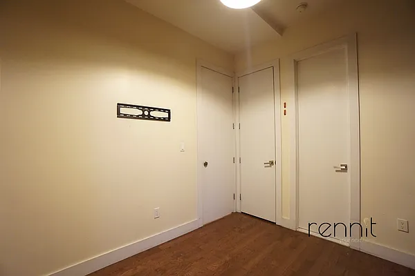 Rented by Rennit Inc. | media 30