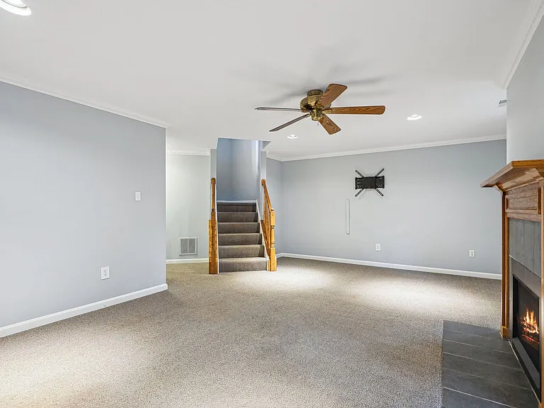 7035 Fieldhurst Ct #1 — Photo 22