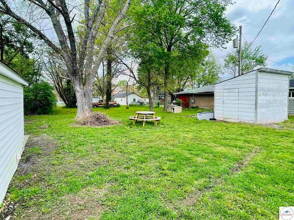 605 W 3rd St, Appleton City, MO 64724