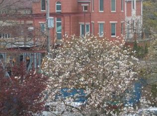 262 Mayfair Dr N, Brooklyn, NY