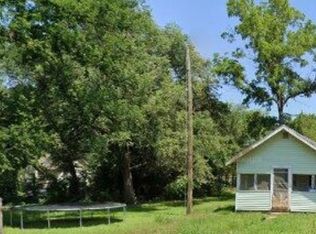 208 Osborne St, Hutchinson, KS 67501